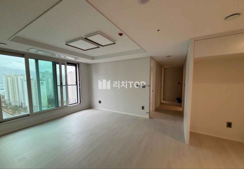 경남 창원시 성산구 가음동 \u2714 자이시그니처 105동 확트인 뷰 확장형 시스템에어컨 4 월세도가능 전세 매물번호 12172 사진 1
