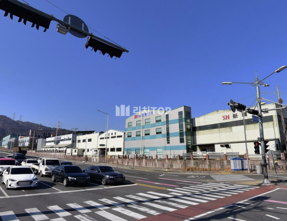 경남 창원시 성산구 웅남동 창원 성산구 웅남동 소형 공장임대 사무실 30평 공장20평 사용가능 월세 매물번호 12230 사진 1