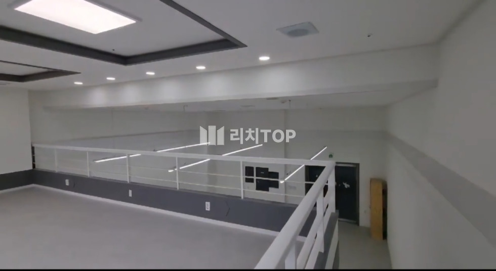 경남 창원시 성산구 성산동 \u2714 성산동 SK 테크노파크 사무실 임대 서비스 면적 있음(27+8PY) 월세 매물번호 12279 사진 1