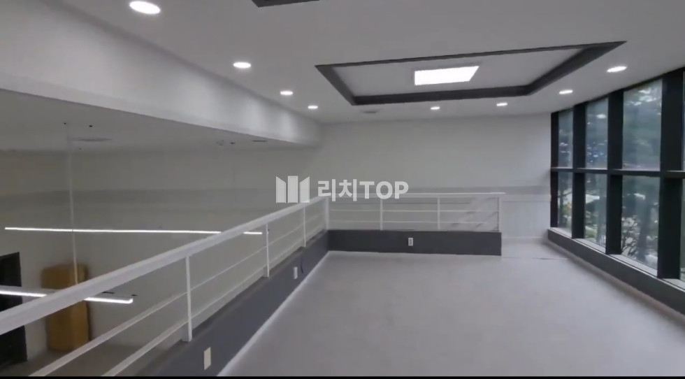 경남 창원시 성산구 성산동 \u2714 성산동 SK 테크노파크 사무실 임대 서비스 면적 있음(27+8PY) 월세 매물번호 12279 사진 7