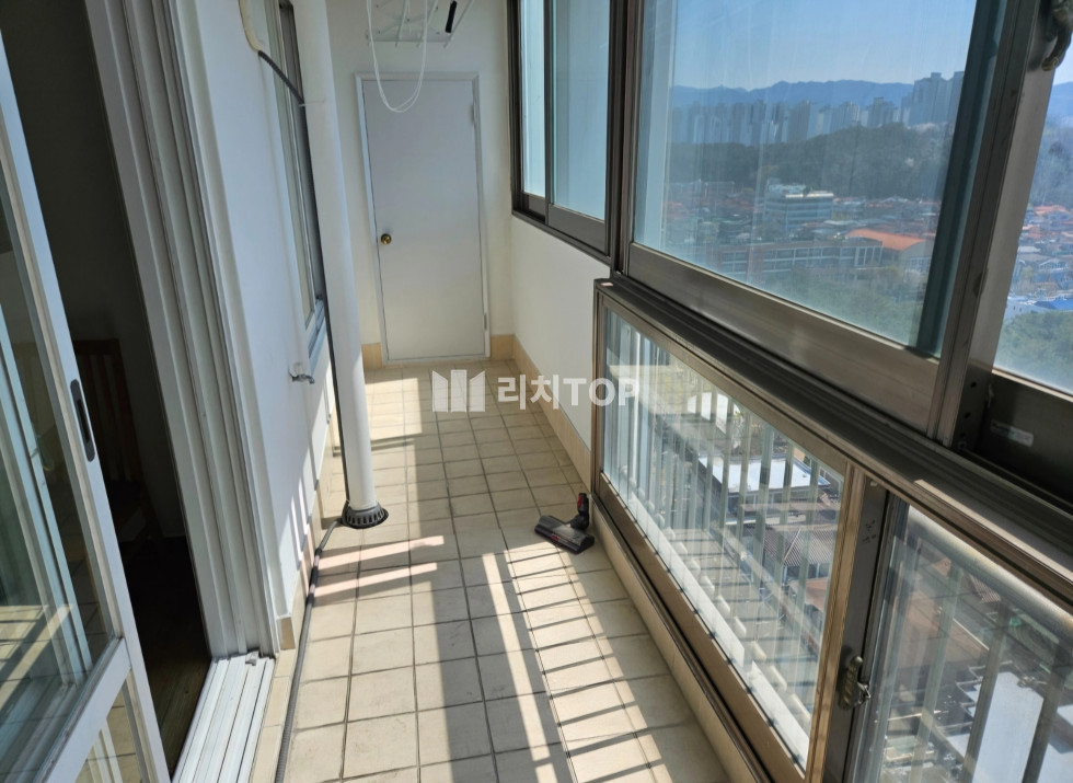 경남 창원시 성산구 상남동 44-1 전세 안고 매매 샷시 외 수리 탁트인 뷰 매매 매물번호 12280 사진 4