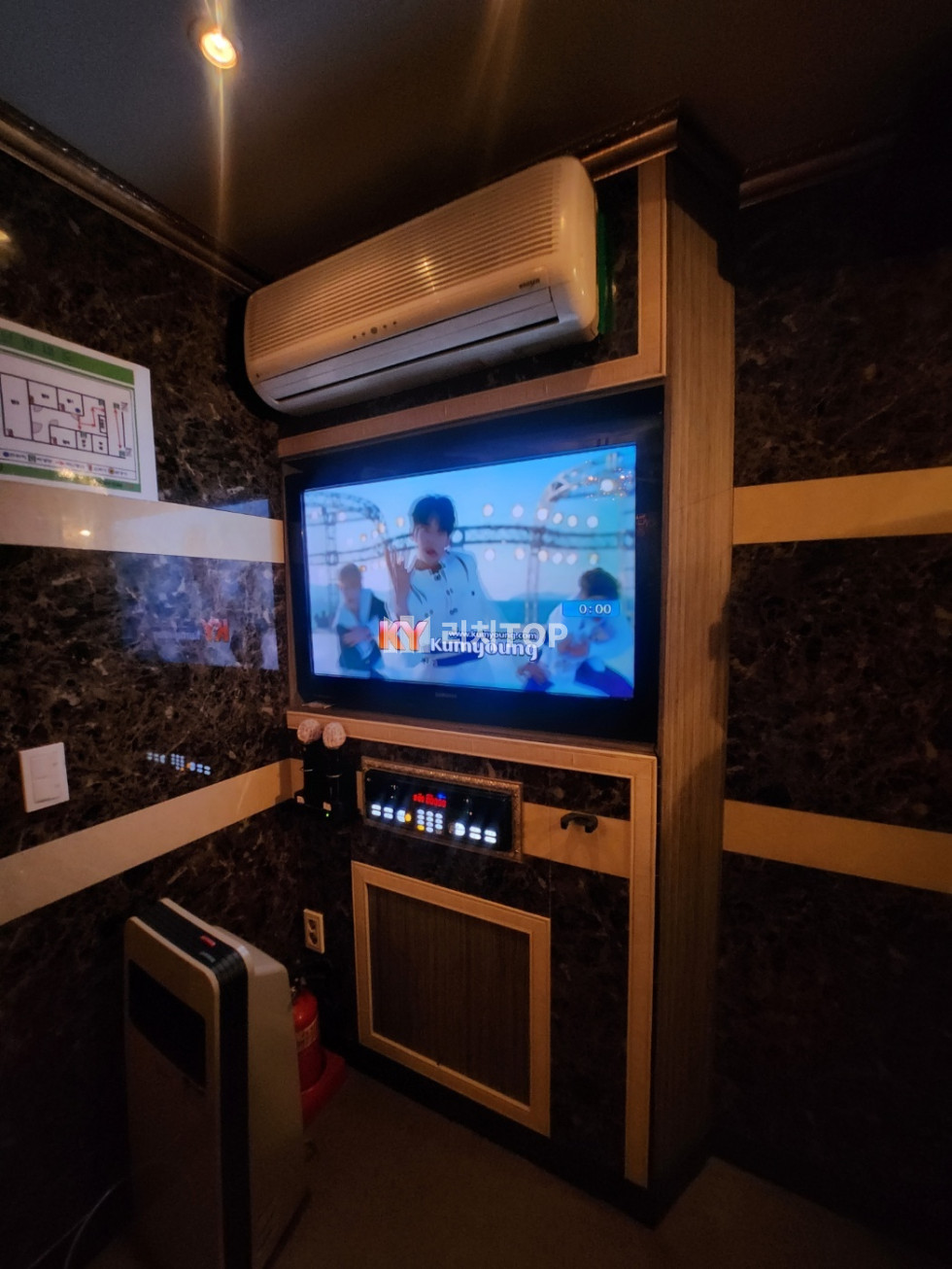 경남 창원시 성산구 상남동 상남동 위치 최상, 시설S급 룸4개 노래방 임대, 빠른 임차시 시설금 조율가능 월세 매물번호 12284 사진 3