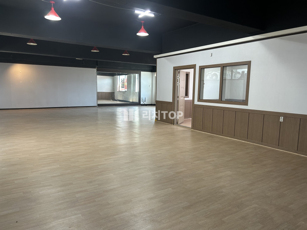 경남 창원시 의창구 봉곡동 \u2605 봉곡시장 주차 좋은 곳 병의원,운동시설,학원 등 \u2605 월세 매물번호 12315 사진 1