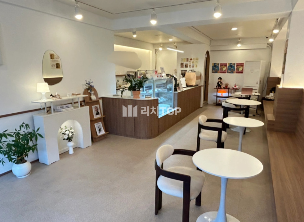 경남 창원시 성산구 사파동 \u2714\ufe0f 사파동 인테리어 이쁜 카페 양도양수 월세 매물번호 12410 사진 2