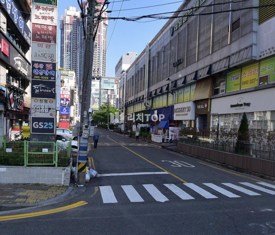 경남 창원시 성산구 상남동 창원 상남동 사무실 임대 전층사용가능 내부 외부 깔끔한 컨디션 월세 매물번호 12593 사진 1