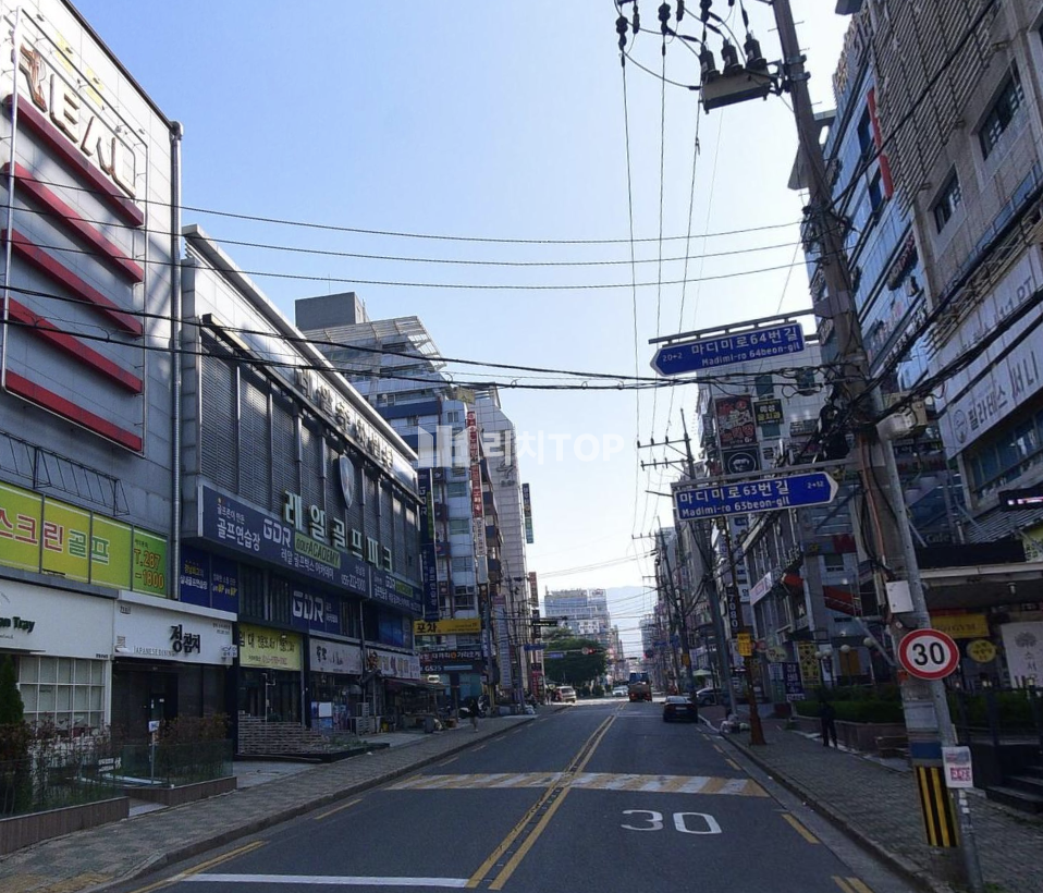 경남 창원시 성산구 상남동 창원 상남동 사무실 임대 전층사용가능 내부 외부 깔끔한 컨디션 월세 매물번호 12593 사진 3