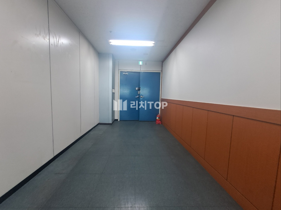 경남 창원시 성산구 용호동 도청인근 소형 사무실임대 월세 매물번호 12702 사진 2