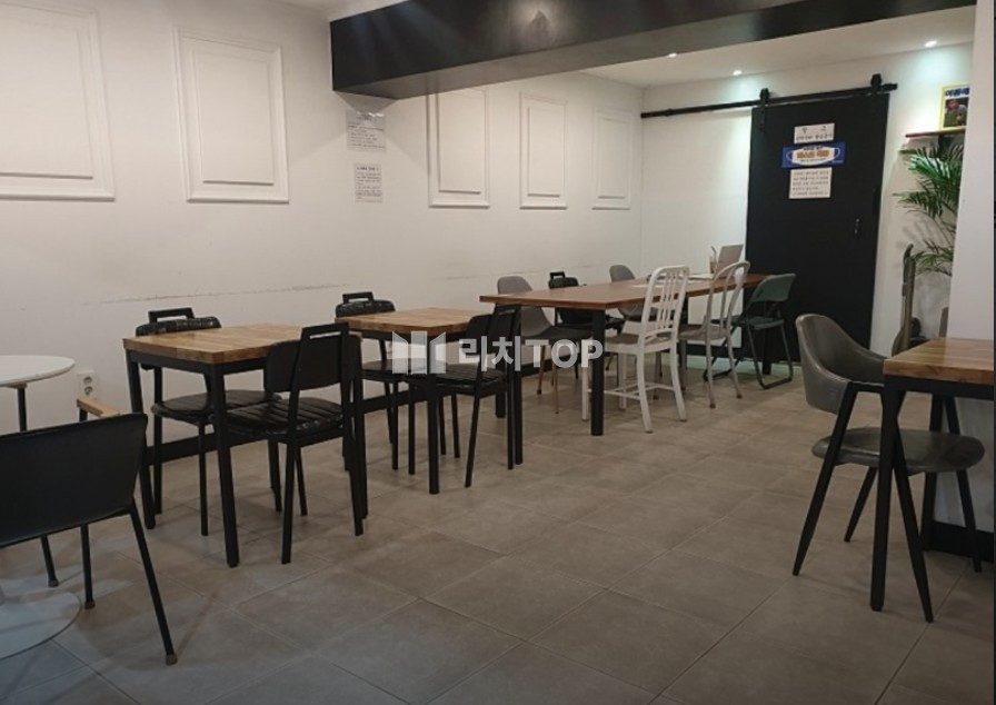 경남 창원시 의창구 명서동 \u2714\ufe0f 명서동 두산위브 앞 코너 각지 빨래방 미용실 카페 소매점 등 추천 월세 매물번호 12784 사진 2