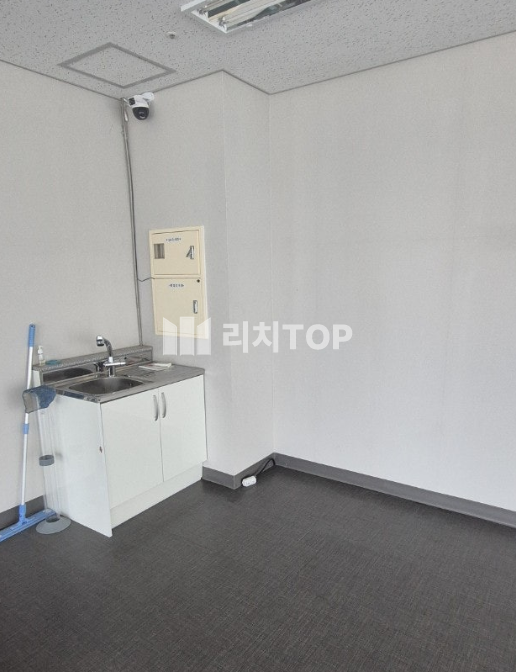 경남 창원시 의창구 중동 창원 중동 어반브릭스 오피스타워 신축 사무실 임대 13평 26평 월세 매물번호 12832 사진 4