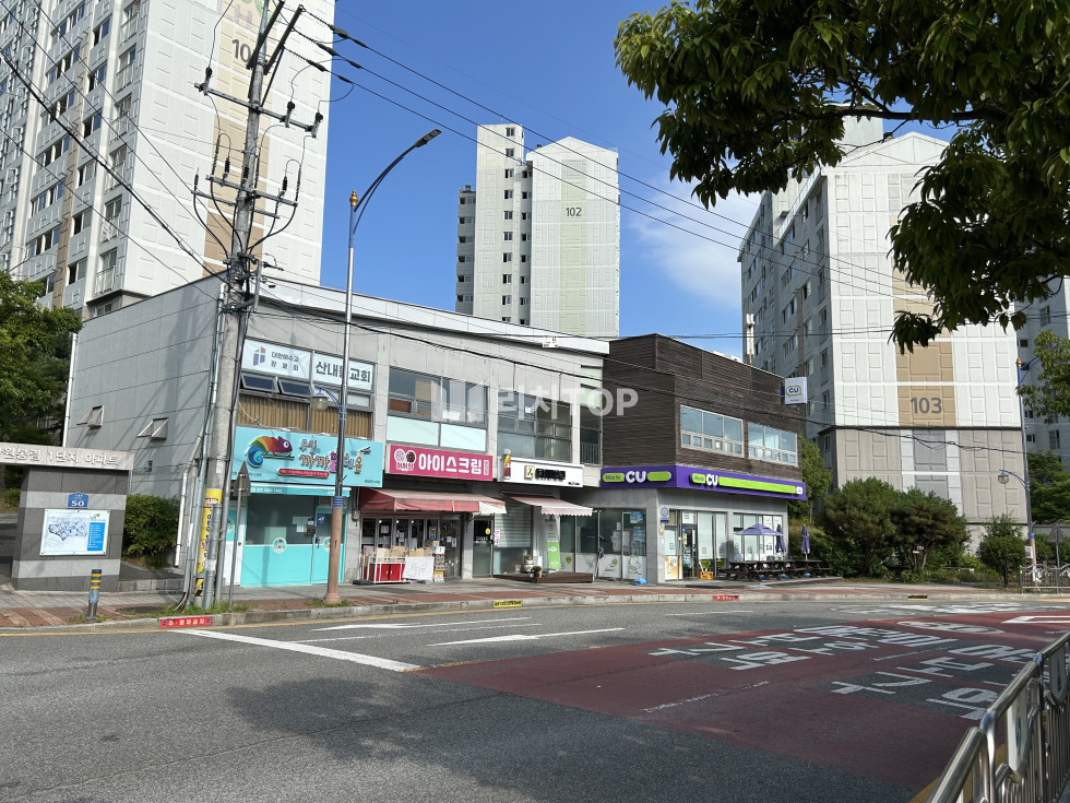 경남 창원시 의창구 봉림동 봉림동 아파트 단지내상가 미용실, 뷰티샵, 디저트샵 등 월세 매물번호 12890 사진 1