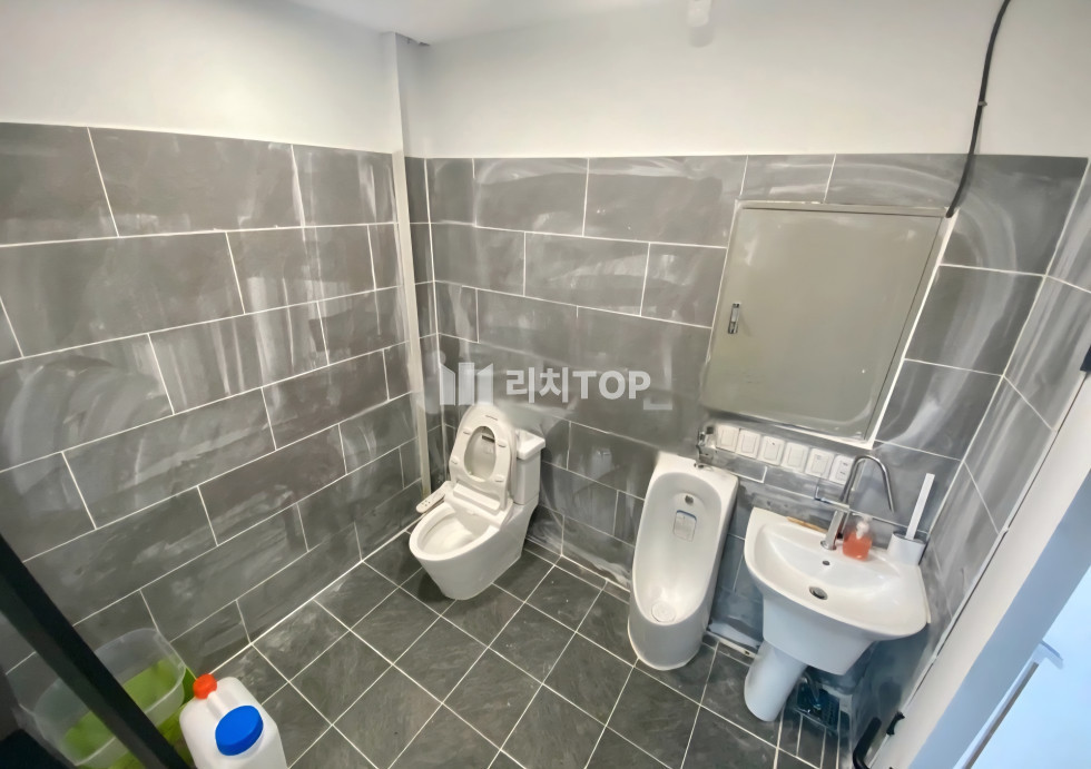 경남 창원시 의창구 서상동 \u2714\ufe0f 서상동 2층 통건물 전체 임대 저렴한 권리금 큰 도로변 월세 매물번호 12956 사진 7