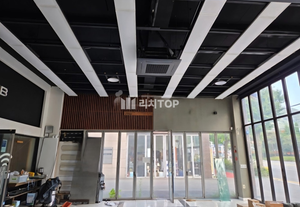 경남 창원시 마산회원구 봉암동 \u2714\ufe0f 봉암동 큰 도로가 자동차 용품 판매점, 썬팅샵등 추천 월세 매물번호 12967 사진 4