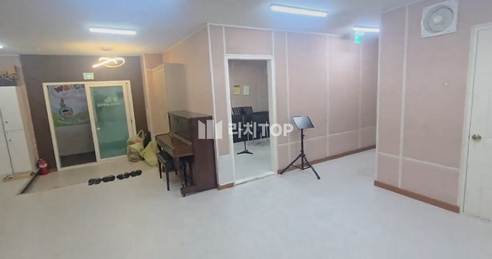 경남 창원시 진해구 석동 \u2714\ufe0f 진해구 석동 방음시설 되어 있는 학원자리 임대 학원 사무실 추천 월세 매물번호 12969 사진 1