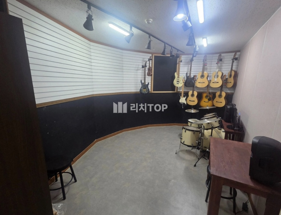 경남 창원시 진해구 석동 \u2714\ufe0f 진해구 석동 방음시설 되어 있는 학원자리 임대 학원 사무실 추천 월세 매물번호 12969 사진 5
