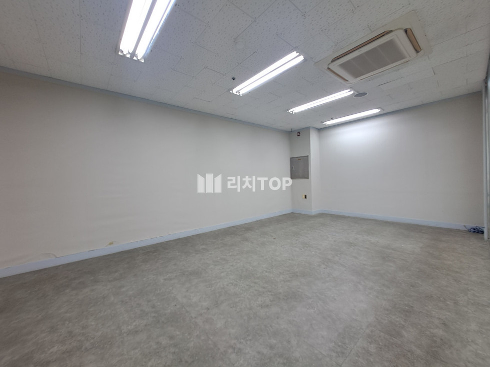 경남 창원시 성산구 용호동 용호동 중형사무실 임대 월세 매물번호 13021 사진 2