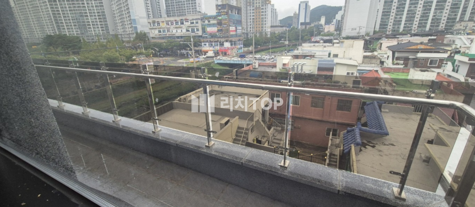 경남 창원시 마산회원구 양덕동 마산 양덕동 신축 상가 임대, 73평 넓은 전용면적 다용도 활용 공간 월세 매물번호 13231 사진 2