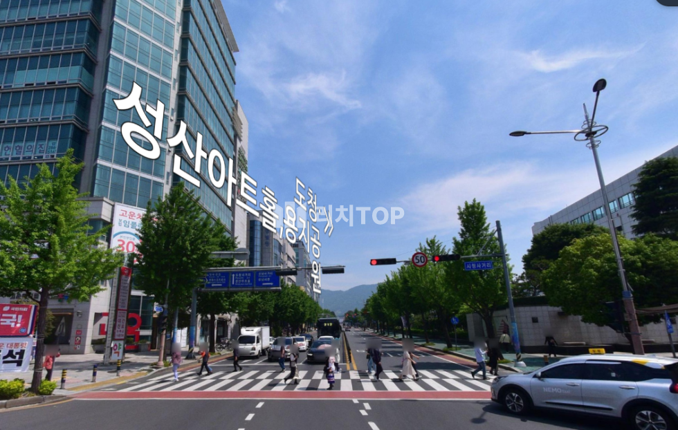 경남 창원시 성산구 용호동 \u2705\ufe0f용호동 최고입지 1층 /도로전면 /약 실18평 /무권리 /광고홍보효과 최고자리/관공서 및 공원 유동성 최고/다양한업종소화가능 월세 매물번호 13256 사진 1