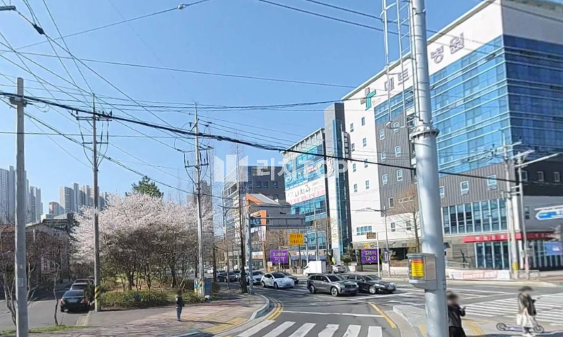 경남 창원시 의창구 서상동 \u2705\ufe0f중동 메인상권 대형상가/ 실100평 / 상가임대/ 병.의원 + 운동시설 추천 /입지최고/ 월세 매물번호 13268 사진 1