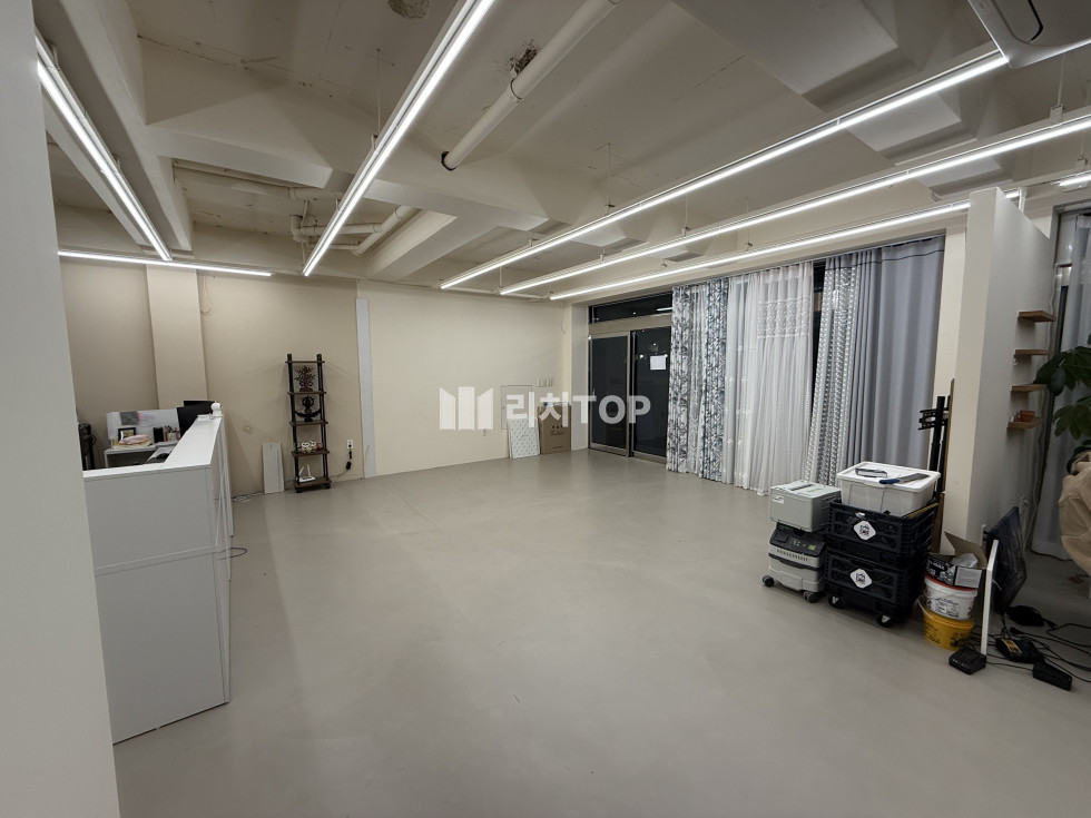 경남 창원시 의창구 명서동 \u2714\ufe0f 명서동 1층 상가 임대 도로가이며 전면이 넓어 홍보효과 좋음 소매점, 카페, 뷰티샵등 추천 월세 매물번호 13324 사진 6
