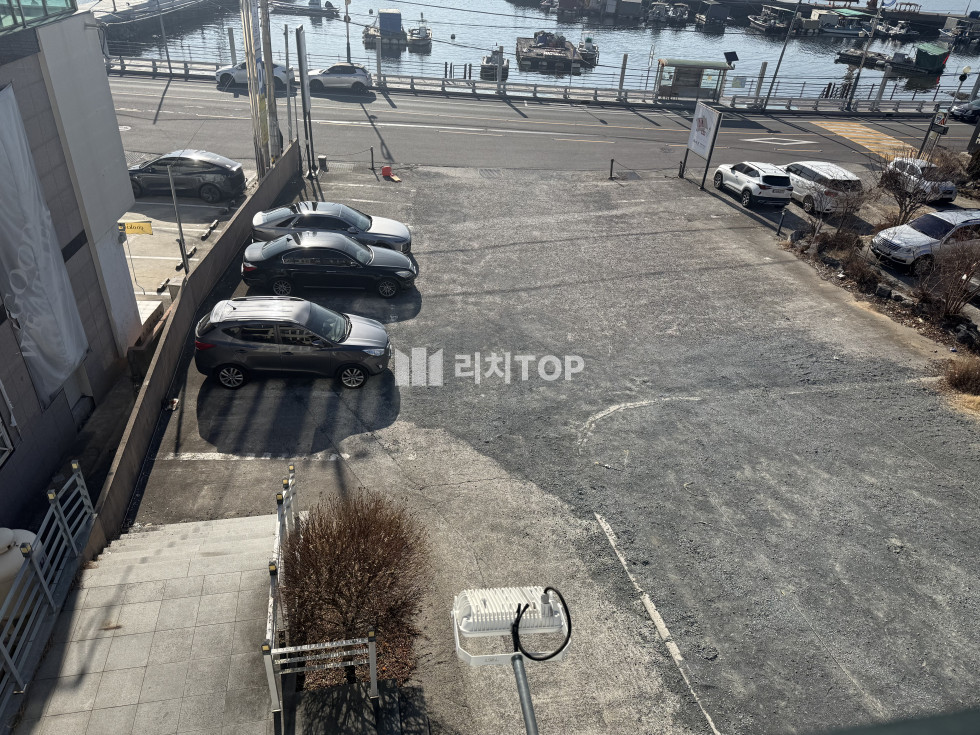 경남 창원시 성산구 귀곡동 \u2714\ufe0f 귀산 바닷가 풍경좋고 주차장 넉넉한 통건물 리뷰좋은 맛집 임 월세 매물번호 13561 사진 20