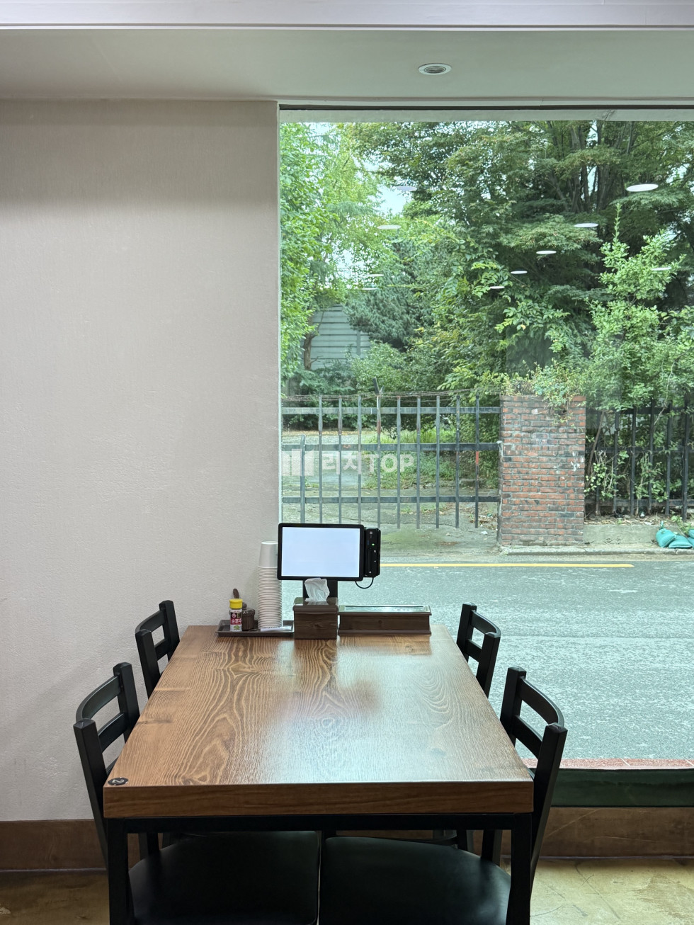 경남 창원시 성산구 내동 \u2714\ufe0f 내동 1층 일반음식점 임대 / 평일 유동인구 많은 오피스 상권 월세 매물번호 13573 사진 6