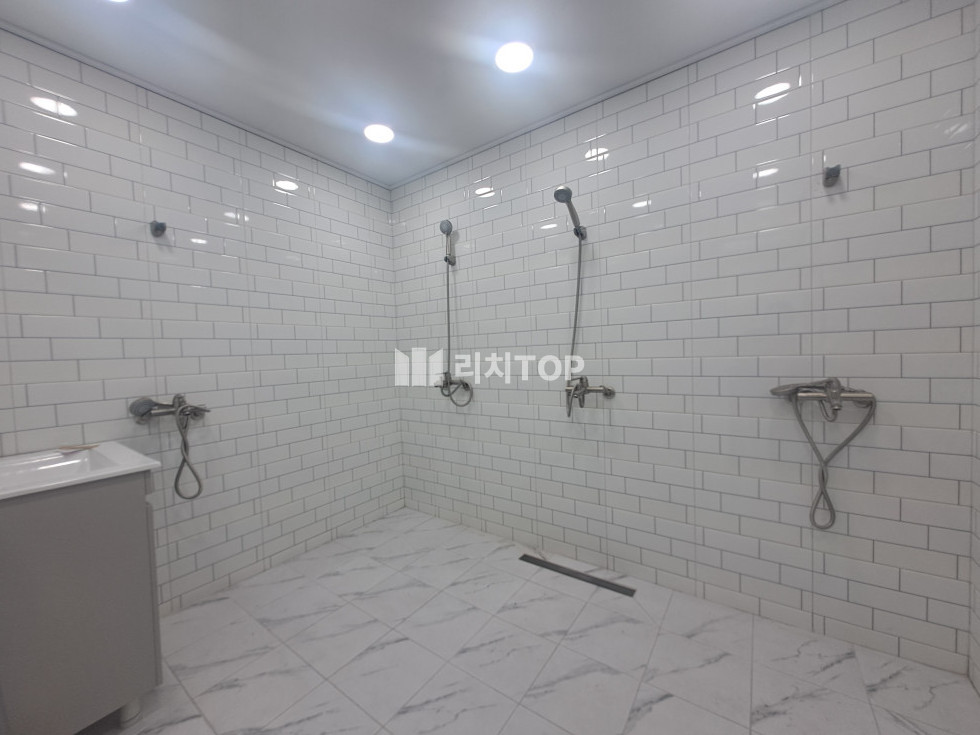 경남 창원시 성산구 용호동 용호동 창원 1급지 메인상권 상가 임대 월세 매물번호 13691 사진 3