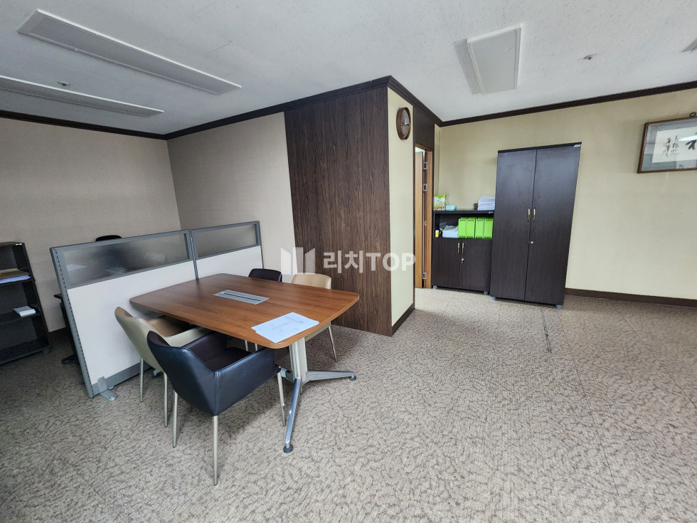 경남 창원시 성산구 중앙동 \u2714\ufe0f 중앙동 중심지역 중형 사무실 매매 매매 매물번호 13840 사진 5