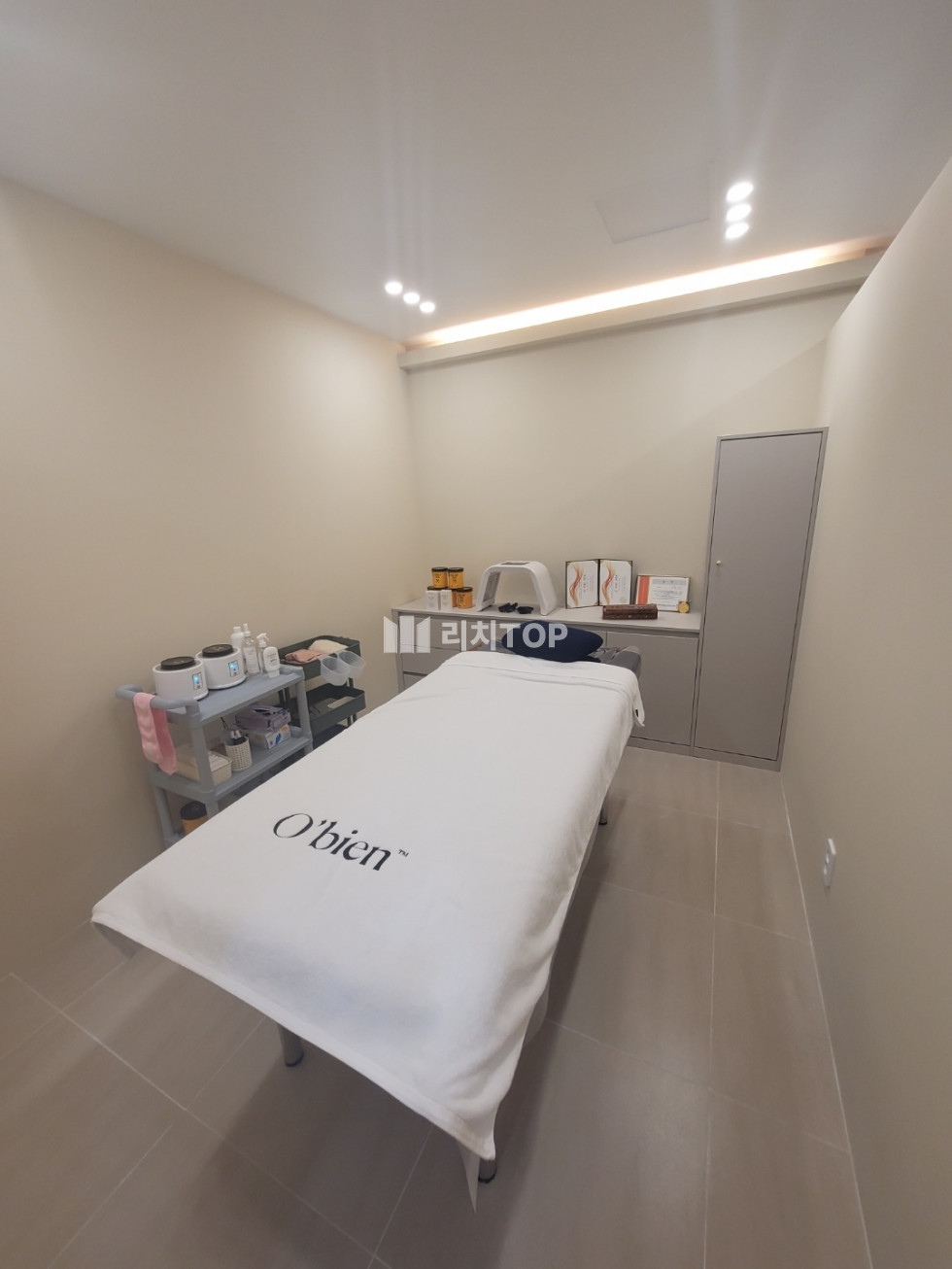 경남 창원시 마산합포구 서성동 내부 깔끔한 뷰티샵 양도양수합니다!! 내부 상태 S급 매물 월세 매물번호 13932 사진 4
