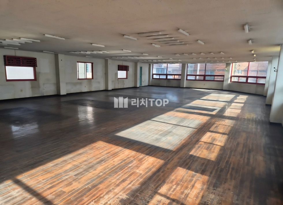 경남 창원시 의창구 소답동 ✔️ 소답동 유동인구 많은 곳 코너 상가 2층 임대 월세 매물번호 14017 사진 2