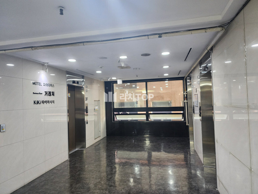 경남 창원시 성산구 중앙동 ✔️ 깔끔하게 인테리어 된 사무실 즉시 입주 가능 월세 매물번호 14354 사진 4