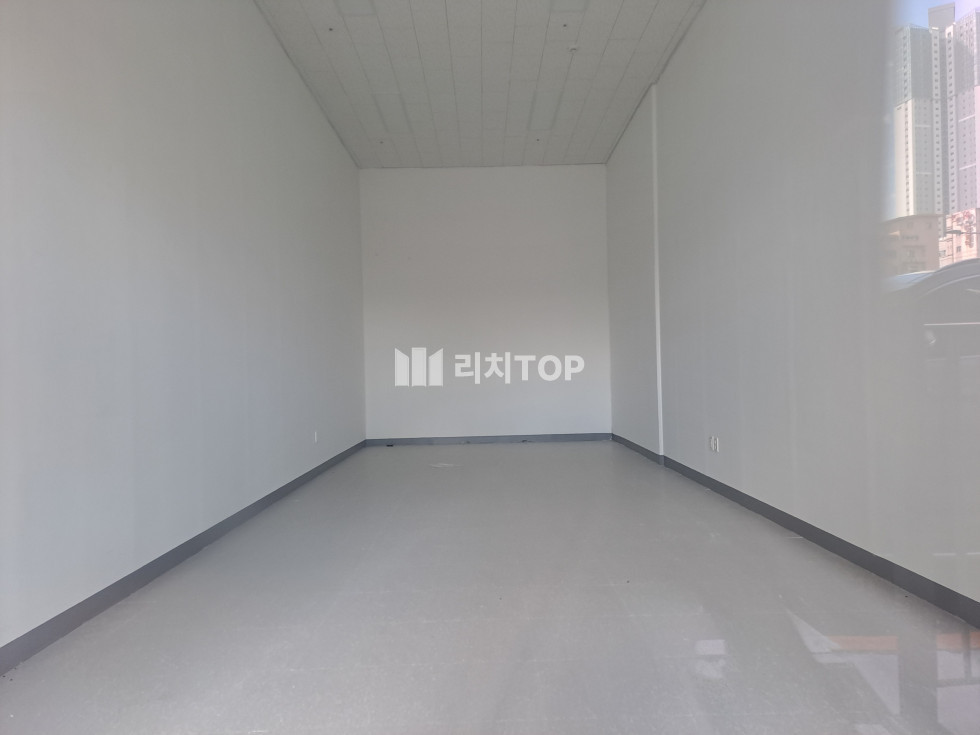 경남 창원시 의창구 사화동 아파트대단지 내 상가 신축 상가 월세 매물번호 14573 사진 1