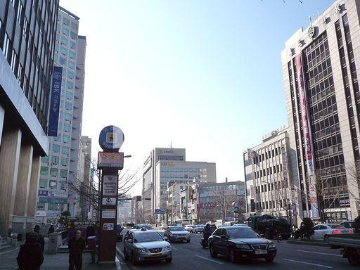 부산 중구 중앙동4가 부산 중구 중앙동 통건물 매매 | 일반상업지역 8층 제조업 대형사옥. 연면적 880평 매매 매물번호 14585 사진 1