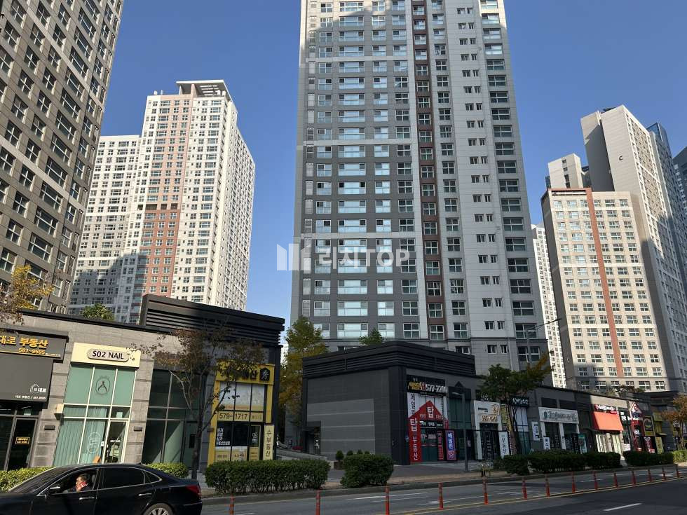 인천 서해구 청라동 청라2동 현대썬앤빌 1층 메가바로옆 최저월세 무권리 월세 매물번호 10068 사진 3