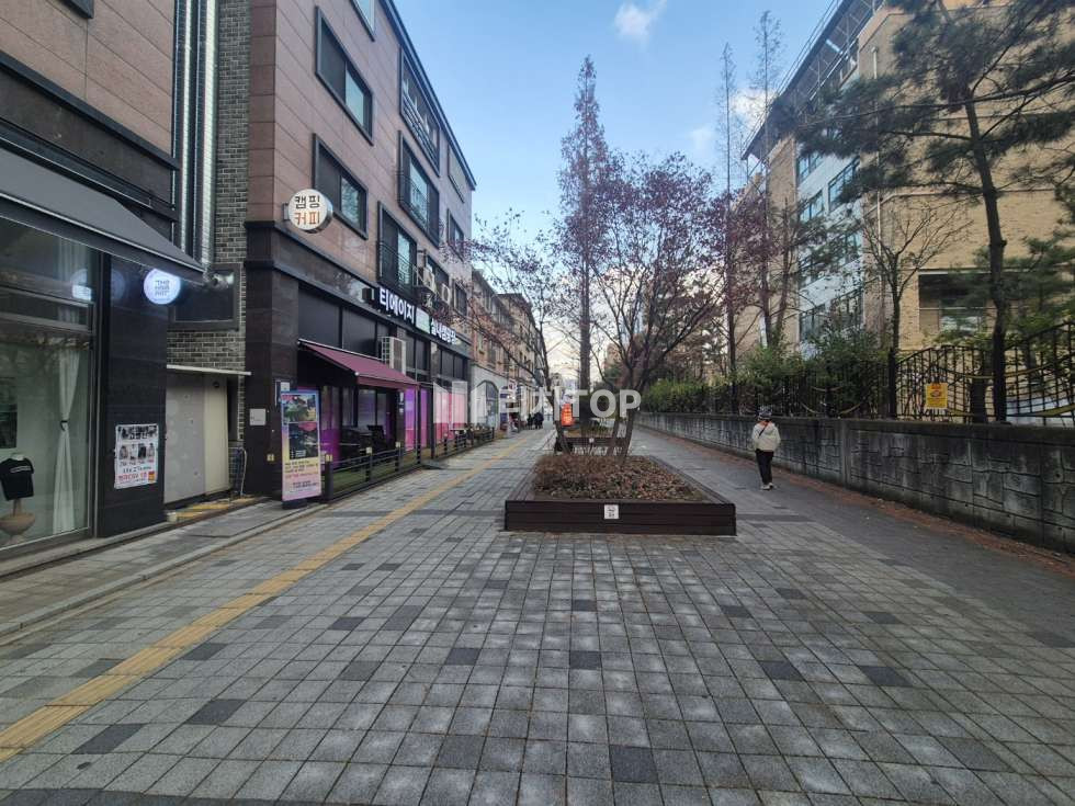 인천 서해구 청라동 청라1동 깔끔한 통유리 1층 공실 점포 임대,학원,교습소,카페 추천 월세 매물번호 10105 사진 2