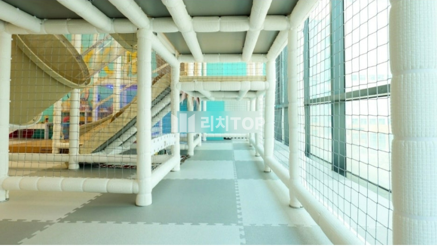 인천 서해구 청라동 162-5 (청라프라자2) 청라 키즈카페 찾는다면 꼭 봐야 할 상가｜착한 월세 70/동선 최적/놀이방기구모두양 월세 매물번호 10152 사진 1
