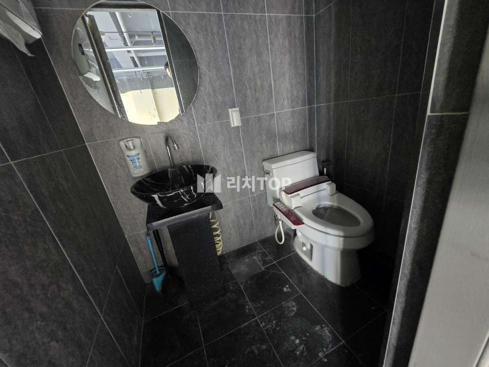 인천 서해구 청라동 인천 청라 4단지 | 1층 전용45 공실 무권리 즉시입주 먹자골목 메인 상권 월세 매물번호 10304 사진 4