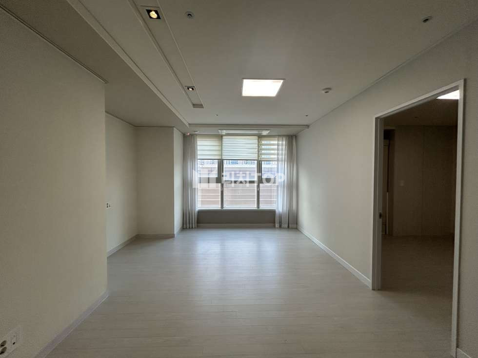 인천 서해구 청라동 청라동 / 롯데캐슬 / 1.5룸 오피스텔 / 빠른입주 / 대출&보증보험 가능 전세 매물번호 10381 사진 2