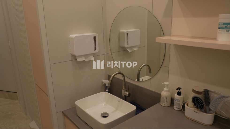 인천 서해구 청라동 청라동 현대썬앤빌 수변뷰 시설A급 체형관리샵 임대 월세 매물번호 10384 사진 2