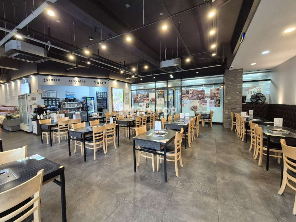 인천 서해구 청라동 청라 커낼웨이 수변뷰 1층 48평 한식집 임대 월세 매물번호 10448 사진 2