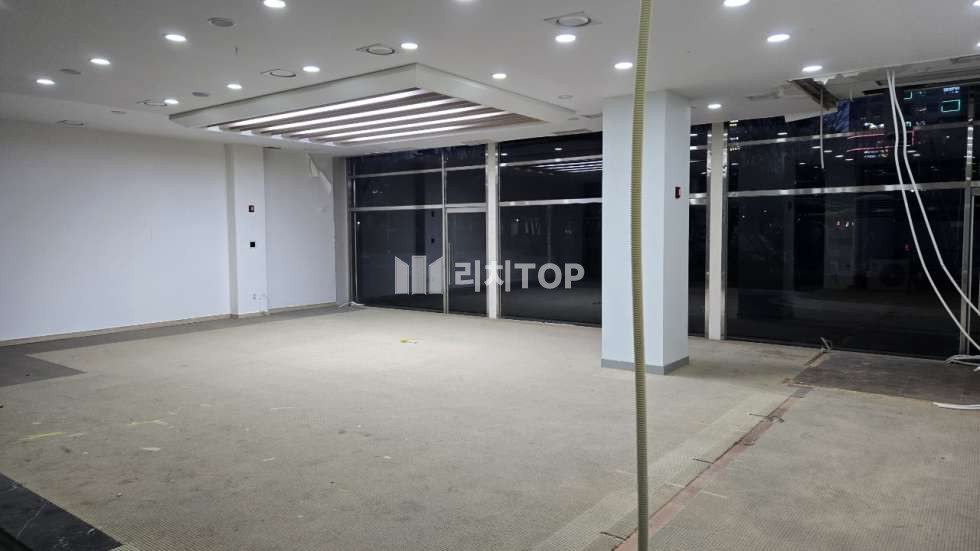 인천 서해구 청라동 청라동 엑슬루타워 1층 상가 매매 매매 매물번호 10284 사진 3