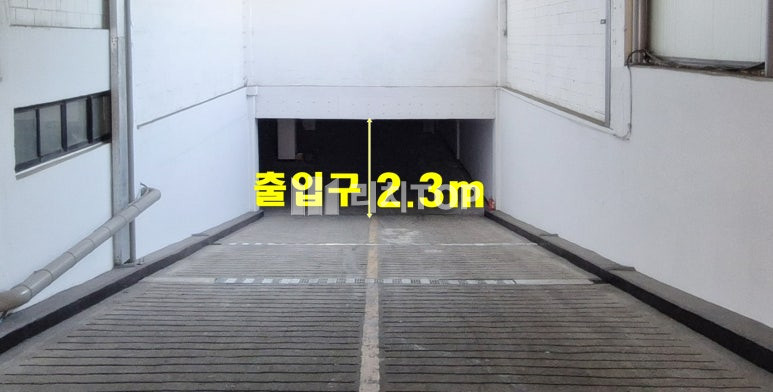 인천 서해구 가좌동 인천 가좌동 1,000평 대형 지하창고 임대: 보안·주차 완벽, 이커머스 물류 및 수출차 중고차 보관 최적 월세 매물번호 10601 사진 1