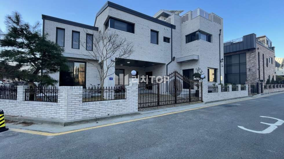 인천 서해구 청라동 청라동 준신축 단독주택 매매 , 세끼고 매매가능 매매 매물번호 10868 사진 1