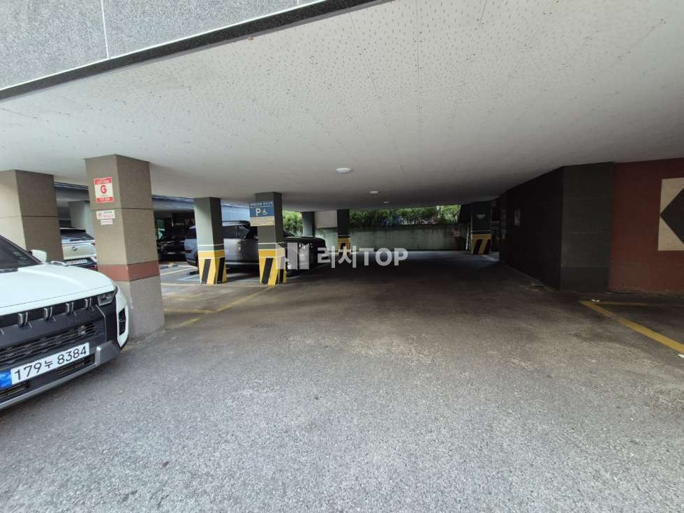 인천 서해구 검암동 678-9 (블렌하임) 107동 서해구 검암동 쓰리룸 , 올수리, 승강기있는 다세대주택 매매 매매 매물번호 10872 사진 12