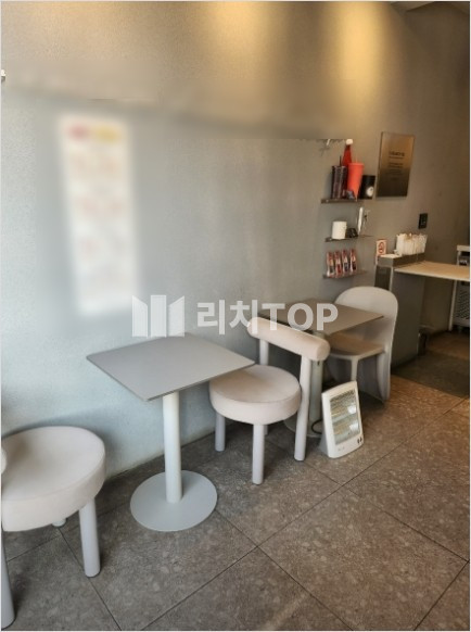 경남 창원시 의창구 팔용동 \u2605 팔용동 유동인구 많은 상가 1층 임대 카페 뷰티샵 음식점 등 추천 월세 매물번호 10916 사진 1