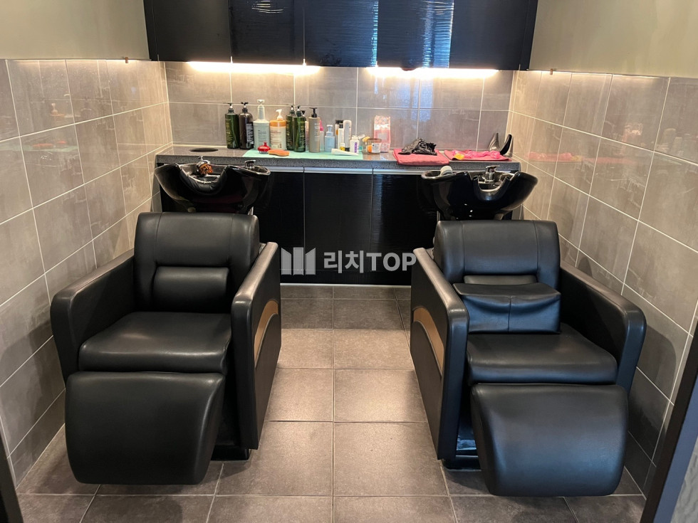 경남 창원시 의창구 팔용동 팔용동 대로변 미용실 양수양도, 시설 깨끗하고 도로변 위치 좋음, 권리금대폭인하 월세 매물번호 10954 사진 4