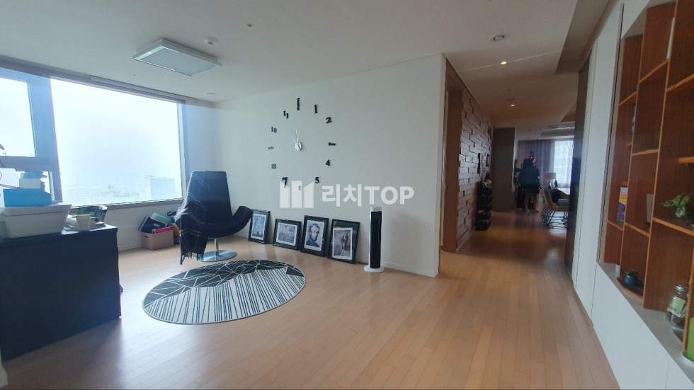 경남 창원시 성산구 대원동 57평형 멋진전망 멋진 인테리어 집주인 조율가능 식탁 각종가구 인수가능 매매 매물번호 10969 사진 1