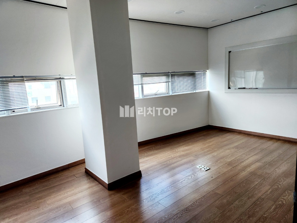 경남 창원시 성산구 사파동 \u2605 사파동 법원 동문 인접 대로변 6층 전체 사무실 임대 인테리어 다된 무권리 매물 월세 매물번호 10982 사진 8