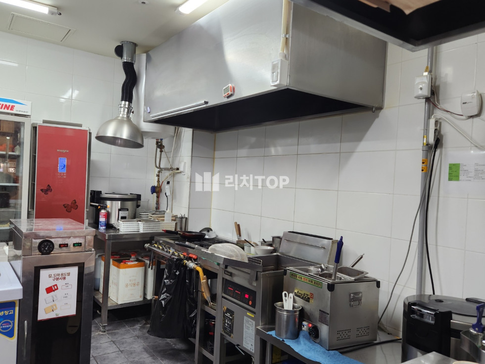경남 창원시 성산구 용호동 \u2605 용호동 창원시청 성산아트홀 맞은편 1층 상가 임대 음식점 추천 월세 매물번호 11057 사진 6