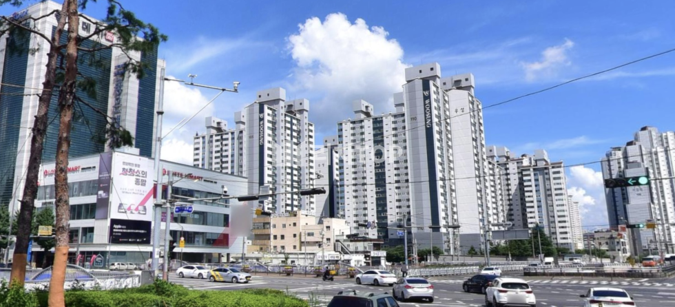 경남 창원시 마산회원구 양덕동 마산 양덕동 메트로 대단지 인근 대로변 500평이상 대지, 2층 79평 건물 통매매 매매 매물번호 11087 사진 1