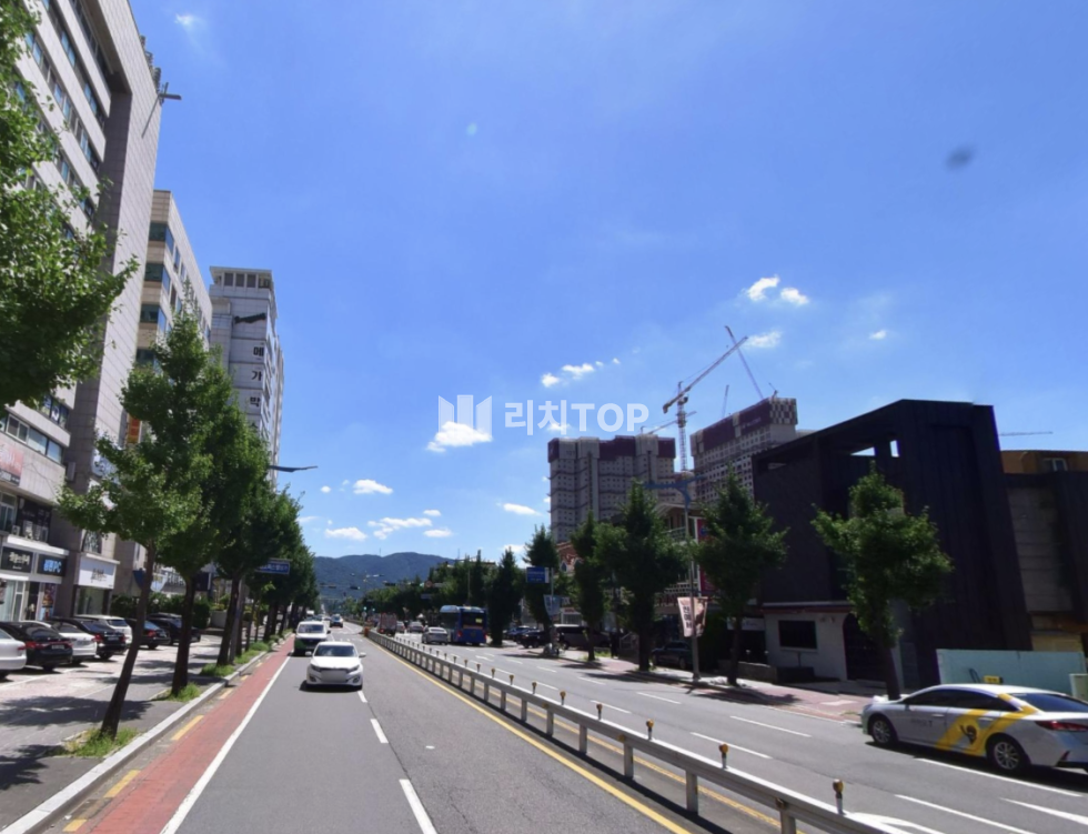 경남 창원시 성산구 중앙동 창원 중앙동 시청 로터리 대로변 개인소유 880평 토지 매매 매매 매물번호 11088 사진 1